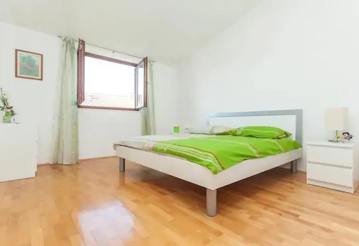 Morovic * Kaštela