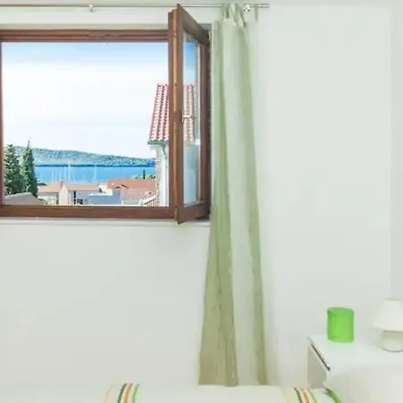 Apartment Morovic *
